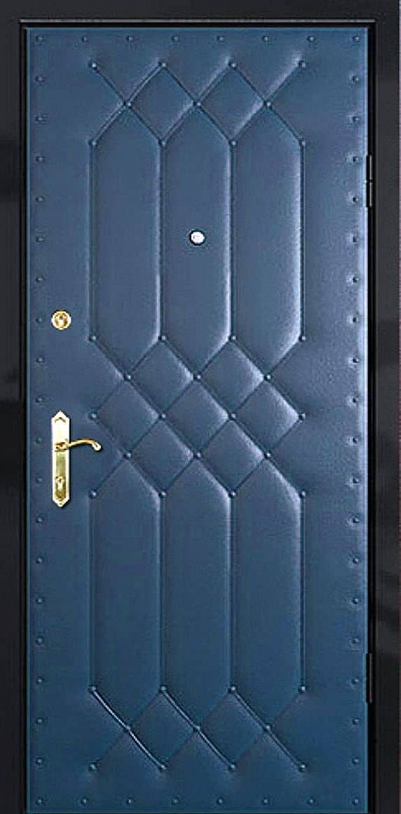 Входная дверь в квартиру AA-5 - снаружи